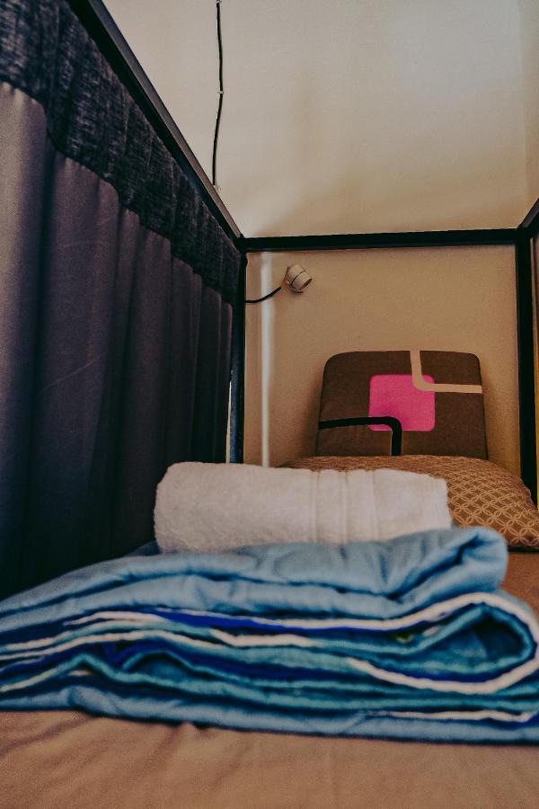 Hostel Metro Floresta Alojamiento 메딜린 외부 사진