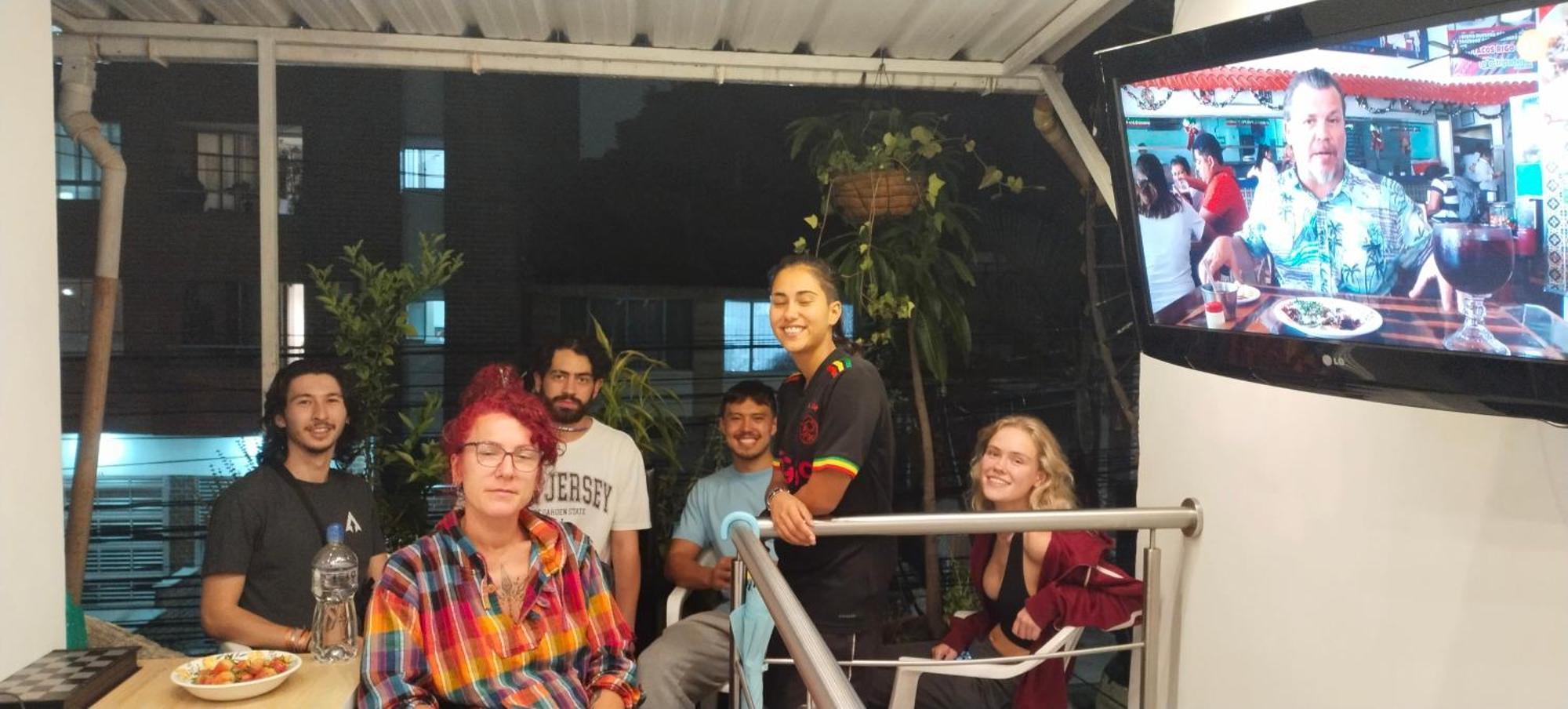 Hostel Metro Floresta Alojamiento 메딜린 외부 사진